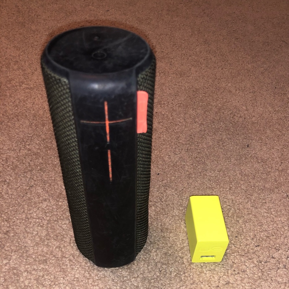 Used UE Boom Portable Speaker. 1st Generation.